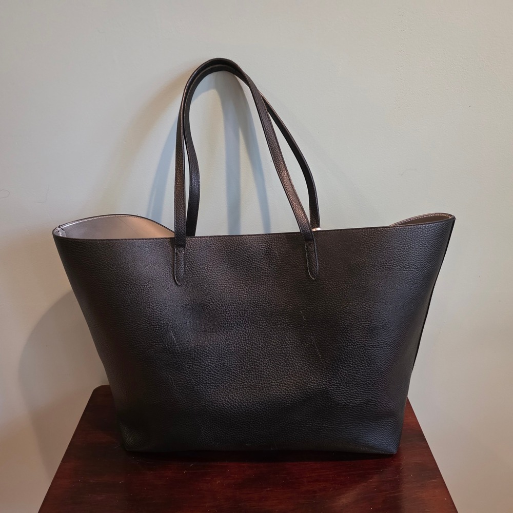 Victoria Secret Black Pebbled Tote Bag Metallic Silver Logo Tassel Large Handbag - Picture 2 of 6